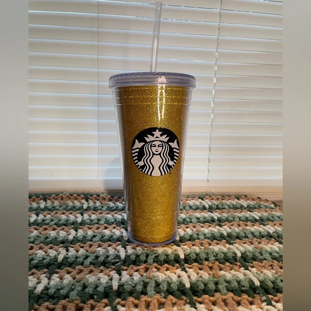 Gold Starbucks tumbler 20oz - Picture 1 of 5